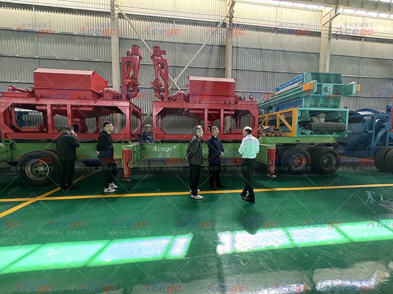 新型移動(dòng)式重選礦設(shè)備